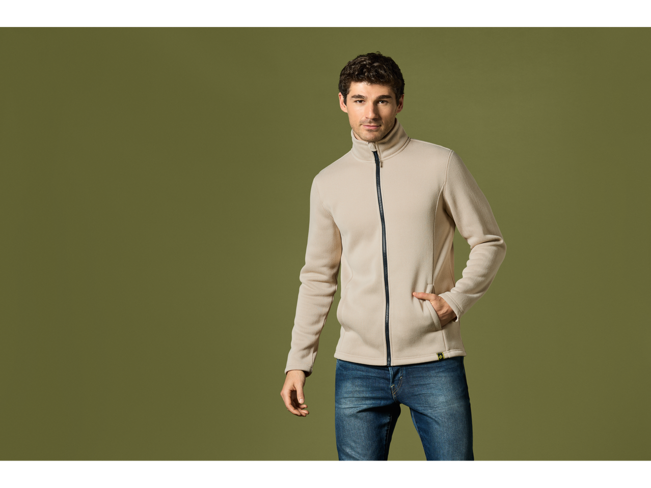 Go to full screen view: Men's Knit Fleece Jacket - Image 3