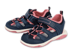 Ein Paar marineblaue und pinkfarbene Kinder-Outdoorsandalen mit Klettverschluss.