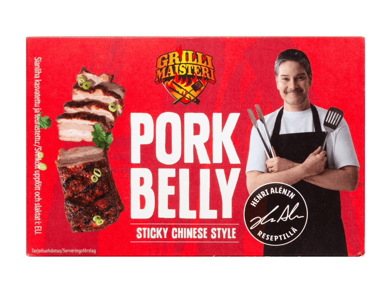 Punainen pakkaus, jossa on grillattua porsaankylkeä ja kokki, tekstillä 'Pork Belly Sticky Chinese Style'.
