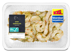Een transparante verpakking met gemarineerde wokgarnalen met knoflook, met een XXL voordeelverpakking label.
