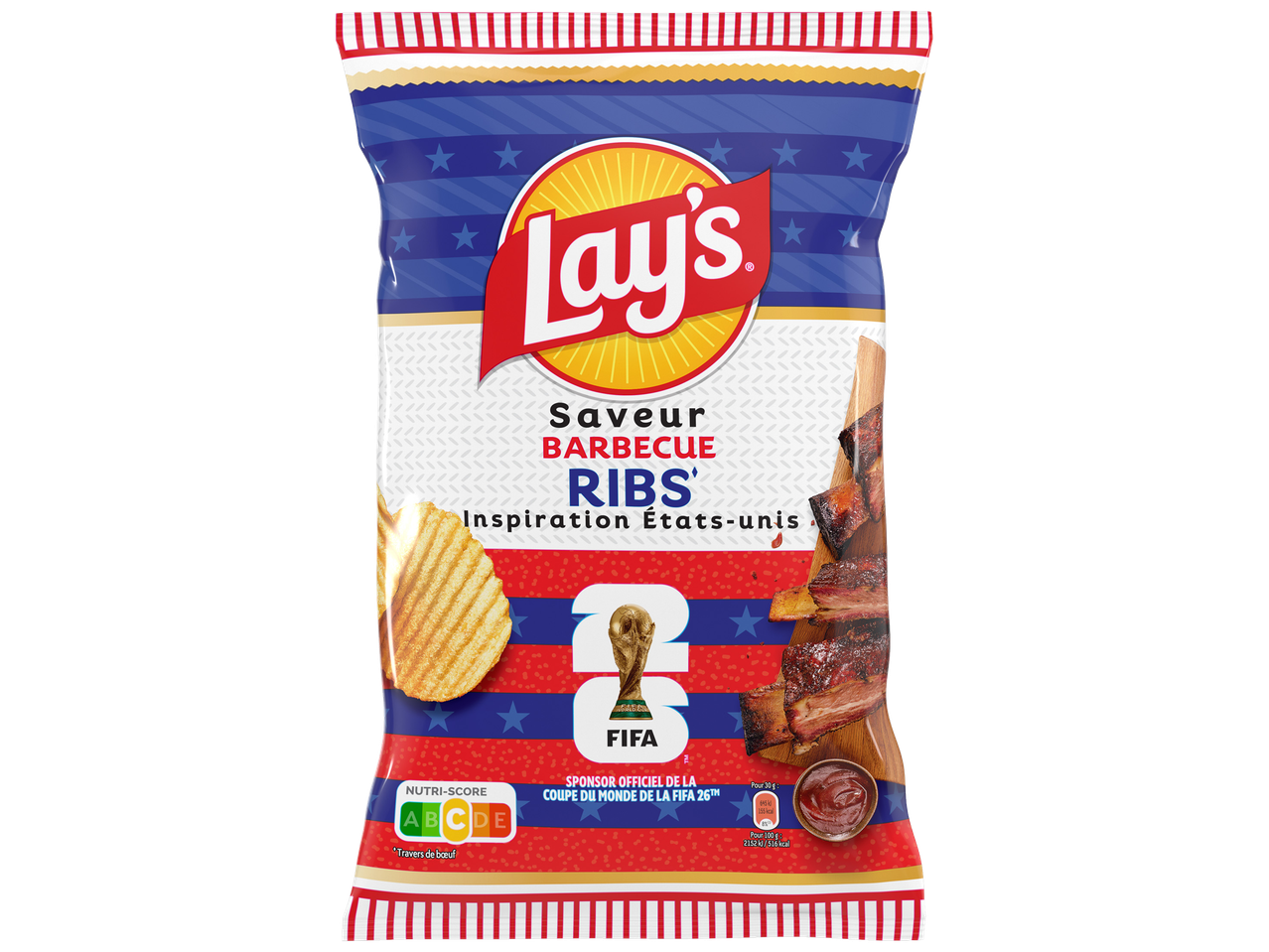 Un paquet de chips saveur barbecue ribs, inspiration États-Unis, avec le logo FIFA.