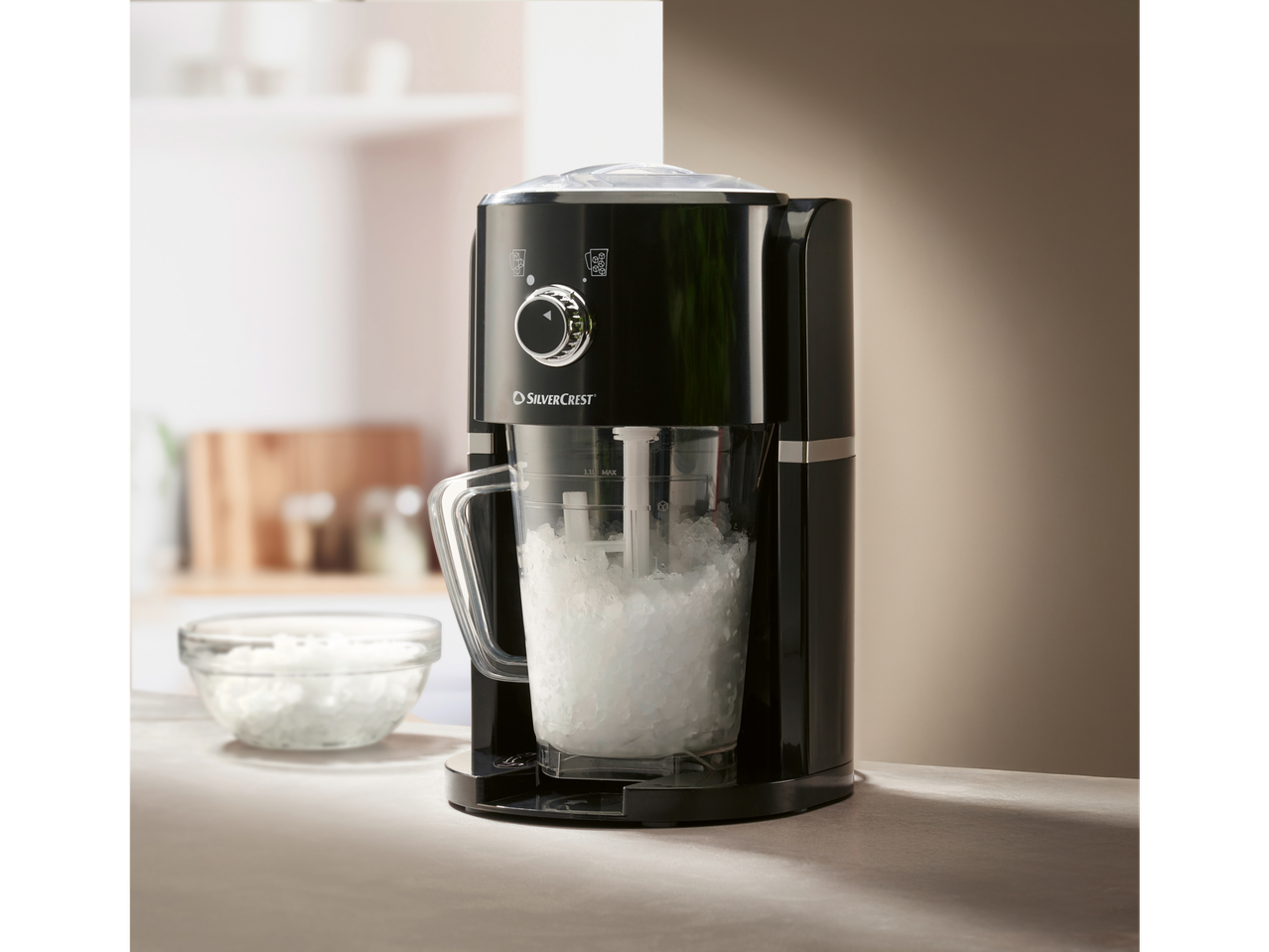 Macchina per granite e cocktail Silvercrest nera