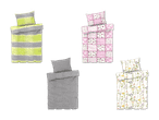 Vier Bettwäsche-Sets: kariert in Grün-Grau, Patchwork in Rosa, gestreift in Grau und Blumenmuster in Weiß.