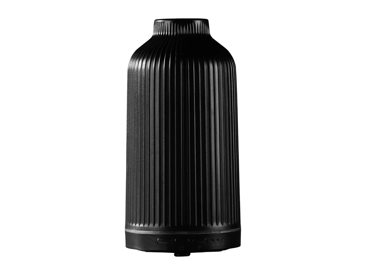 Black ribbed ceramic aroma diffuser with timer buttons