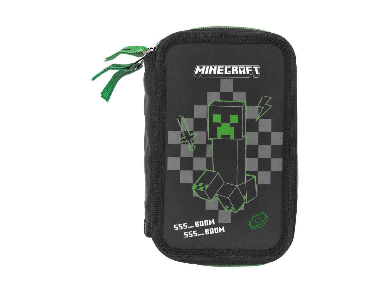 Sort penalhus med grøn lynlås og et grønt og gråt pixel-design af en figur og teksten 'SSS...BOOM'.