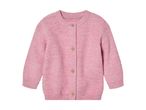 En lyserød strikket babycardigan med knapper.