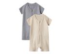 Dva dječja kombinezona kratkih rukava, jedan sivi i jedan bež, sa patentnim zatvaračem.