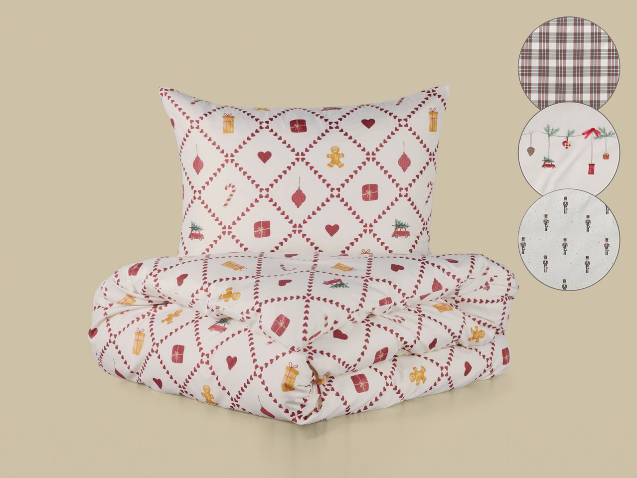 Božićna posteljina s uzorkom srca, darova i medenjaka, s tri kružna uzorka tkanine sa strane.