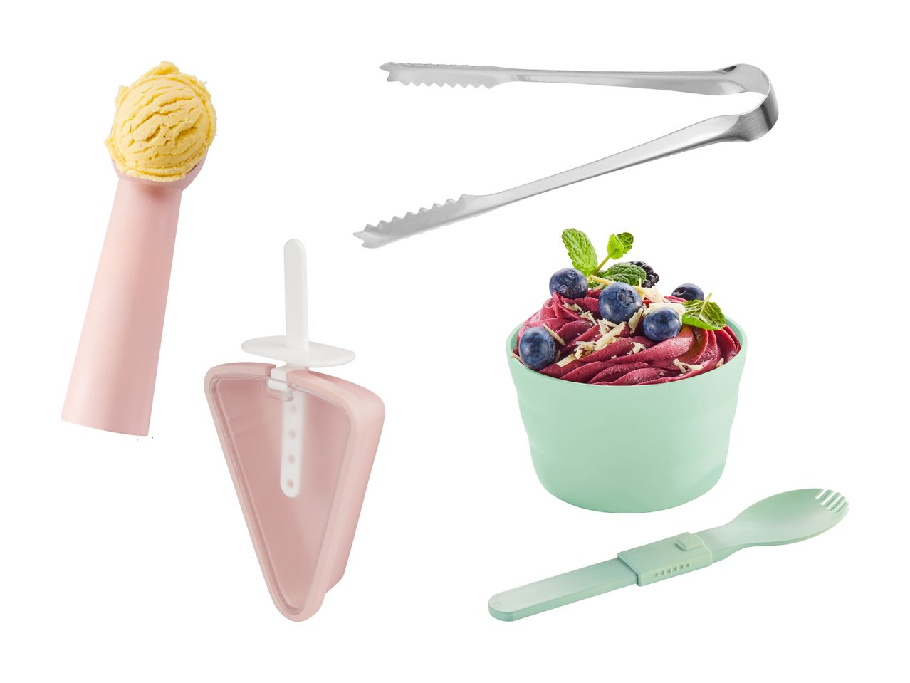 Is, isform, tang, dessert med bær og mynte, og en ske.