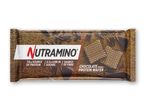 En Nutrimino proteinvaffel med chokoladesmag i en brun emballage.