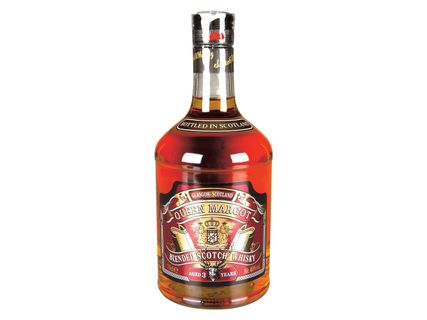 Queen Margot Scotch Whisky 3 ani Chivas 40% vol. - la