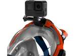 Masca de snorkel full face cu o cameră GoPro montată deasupra.