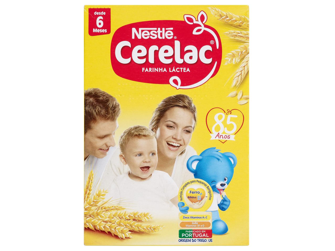 Boîte de céréales pour bébé Nestlé Cerelac avec une famille et un ours de dessin animé.