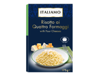 Paquet de risotto aux quatre fromages avec une assiette de risotto et des fromages.