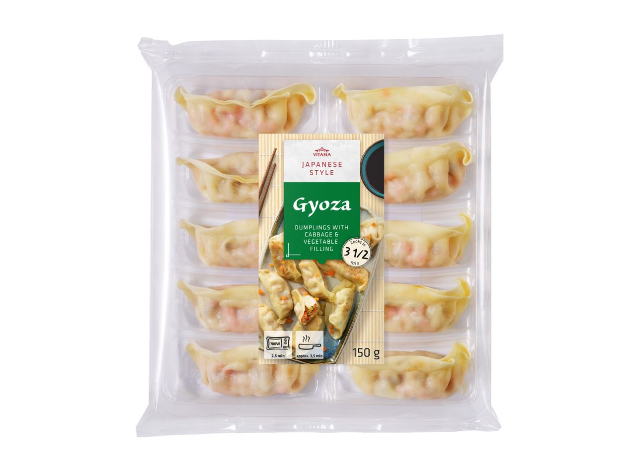 Pack of Japanese-style gyoza dumplings with cabbage and vegetable filling, 150g.