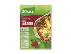 Knorr middagssæt til italiensk lasagne med et billede af en færdigbagt lasagne i et fad.