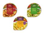 Vitasias instant nudler i tre varianter: Sweet & Sour, Green Curry og Chicken Curry.