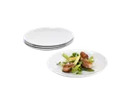 Farfurii albe cu o porție de carne și legume.