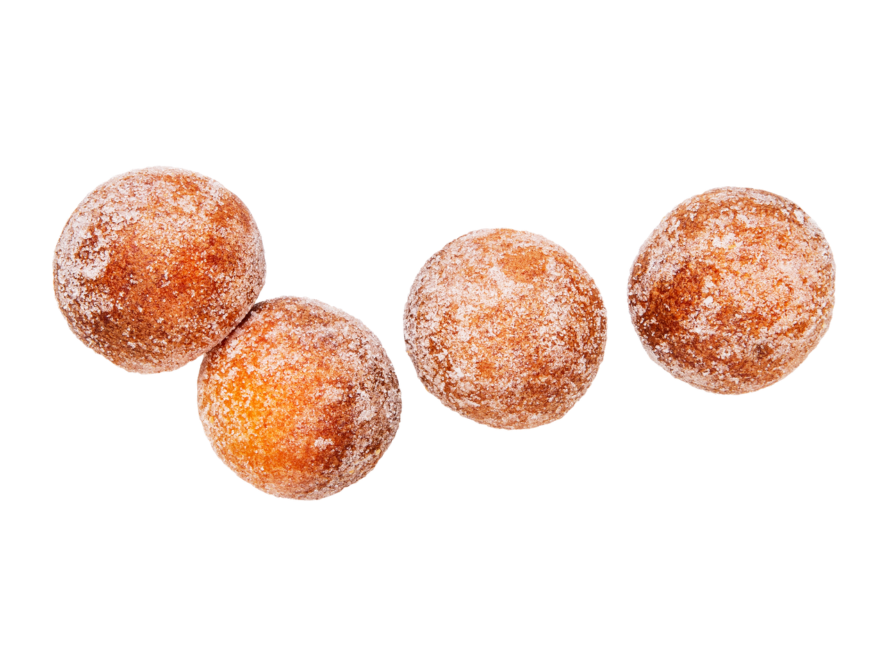 Neljä sokerikuorrutettua munkkia mustalla taustalla.