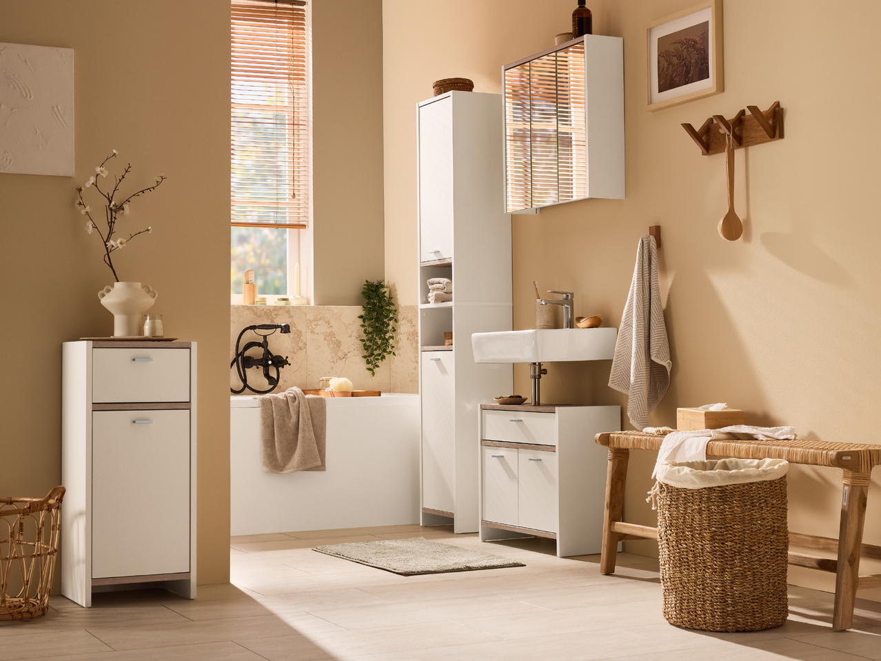 Armadietto pensile con specchio