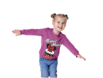 Girl wearing a Minnie Mouse sweatshirt and jeans.