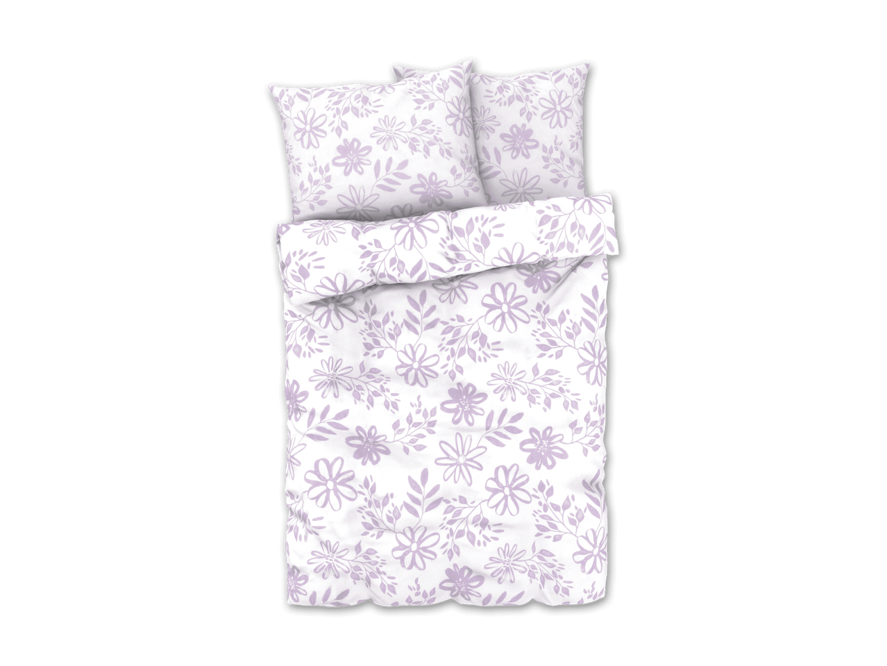 Lila Bettwäsche mit Blumenmuster, bestehend aus Bettbezug und zwei Kissenbezügen.