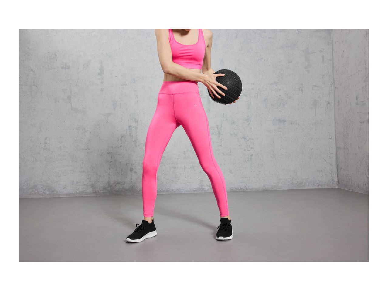 Go to full screen view: Crivit Ladies’ Sports Leggings - Pink - Image 3