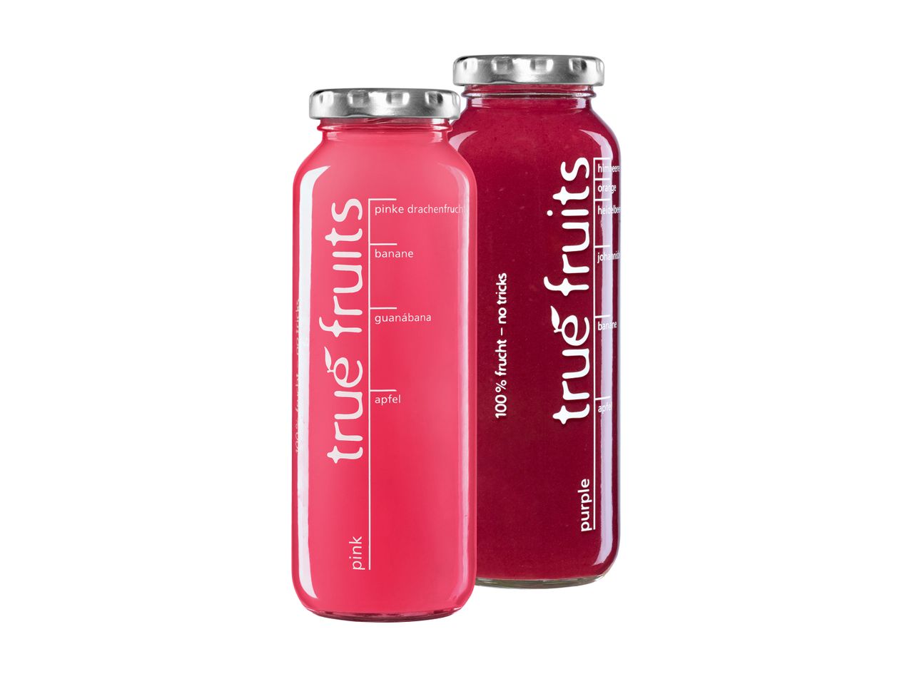 Zwei Flaschen True Fruits Saft in Pink und Lila stehen nebeneinander.
