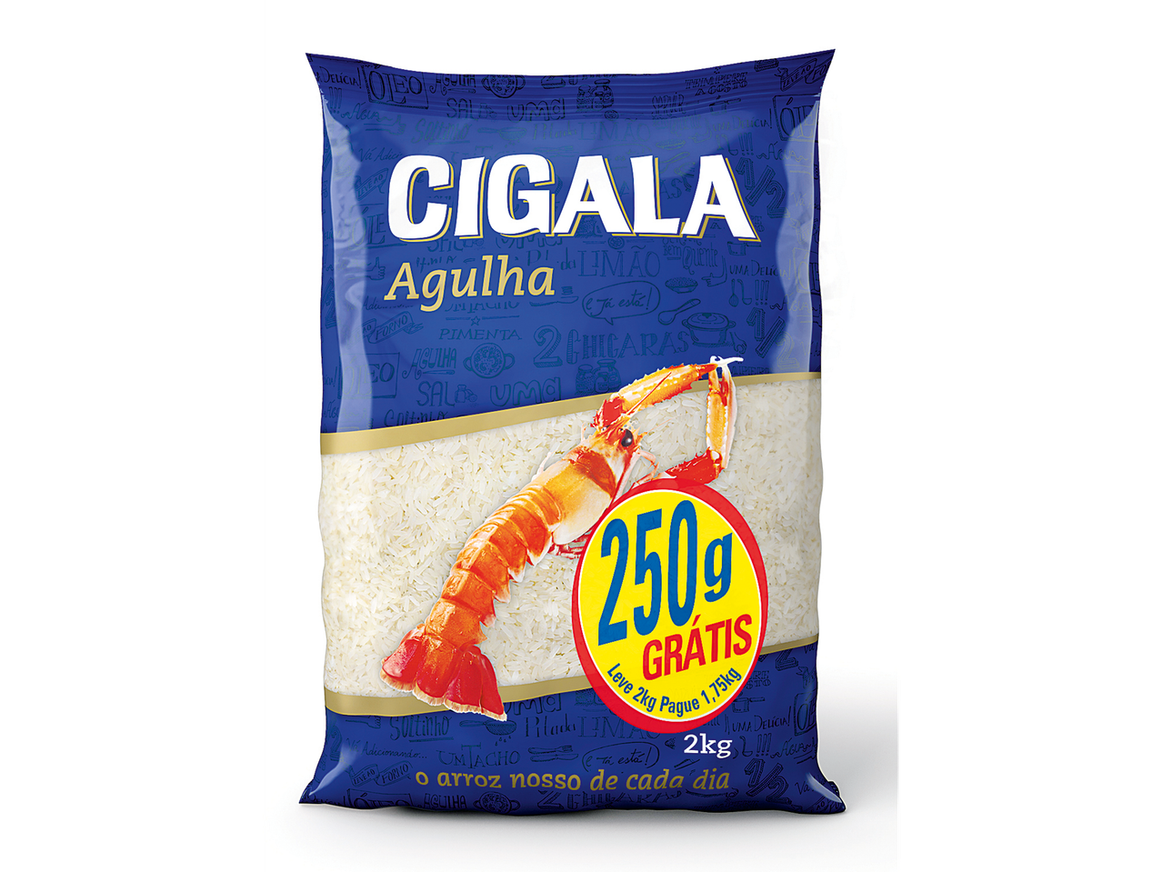Um pacote de 2kg de arroz Cigala Agulha com um pacote extra de 250g, com tema náutico.