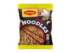 Συσκευασία Maggi Beef Noodles με μπολ με νουντλς και μπαχαρικά.