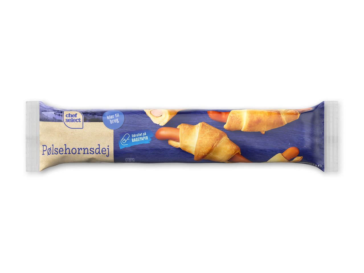 Pakke med pølsehorn fra Chef Select, klar til brug og udrullet på bagepapir.