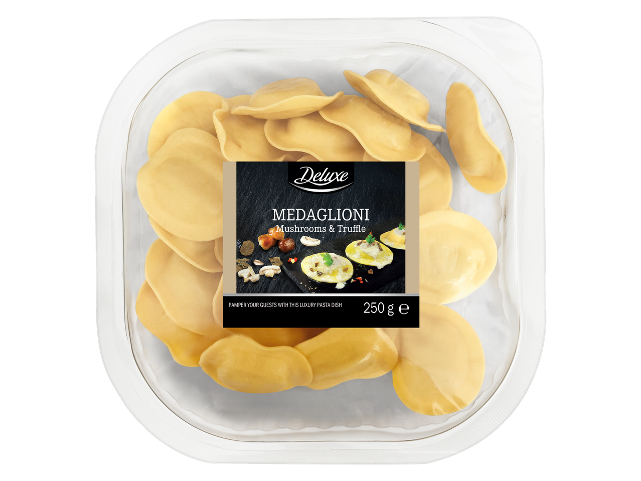 Deluxe Medaglioni su grybais ir triufeliais, prabangūs makaronai.