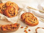 Raisin pastries: croissants and cinnamon rolls.