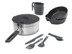 Kempinga ēdiena gatavošanas komplekts: katls, bļodas, piederumi.