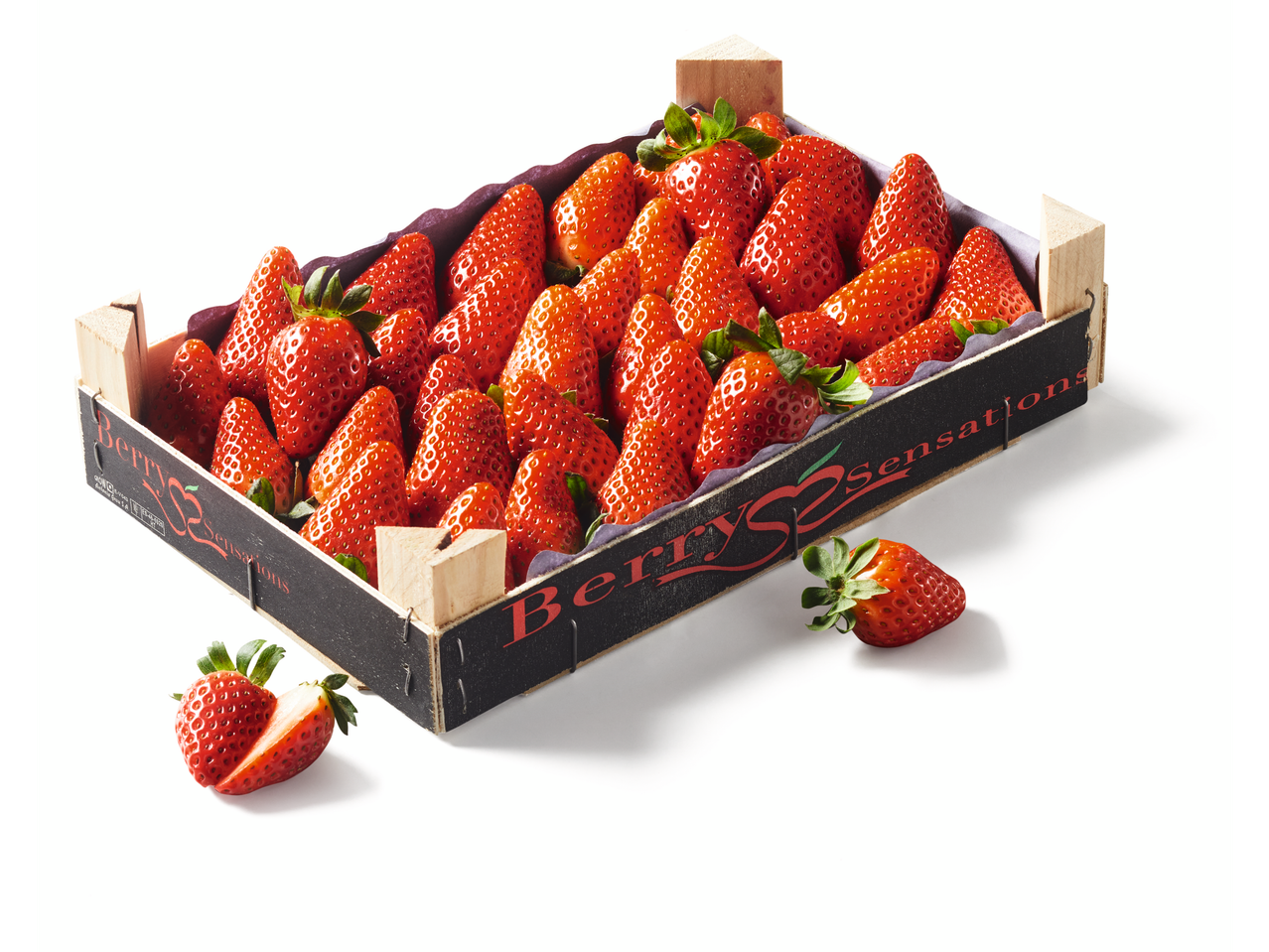 Berry Sensations aardbeien in een houten kist.