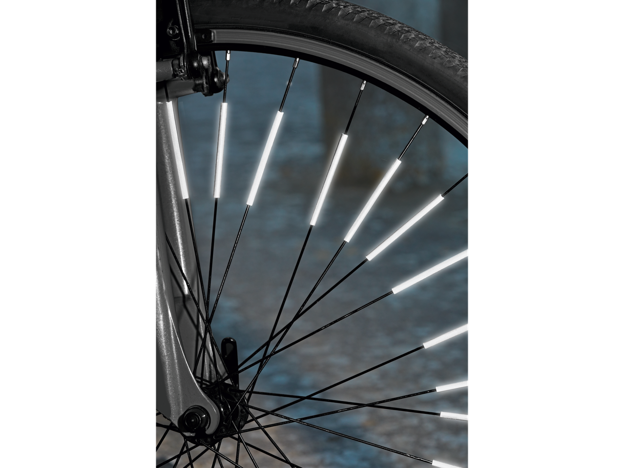 Reflektierende Speichen für Fahrradreifen.