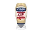 Chilimayonnaise i en klemmevenlig flaske med rød etiket.