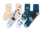 Sechs Paar Kindersocken mit verschiedenen Mustern, darunter Traktoren, Streifen und Sportmotive.