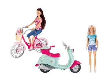 Playtive Fashion Doll on tour
