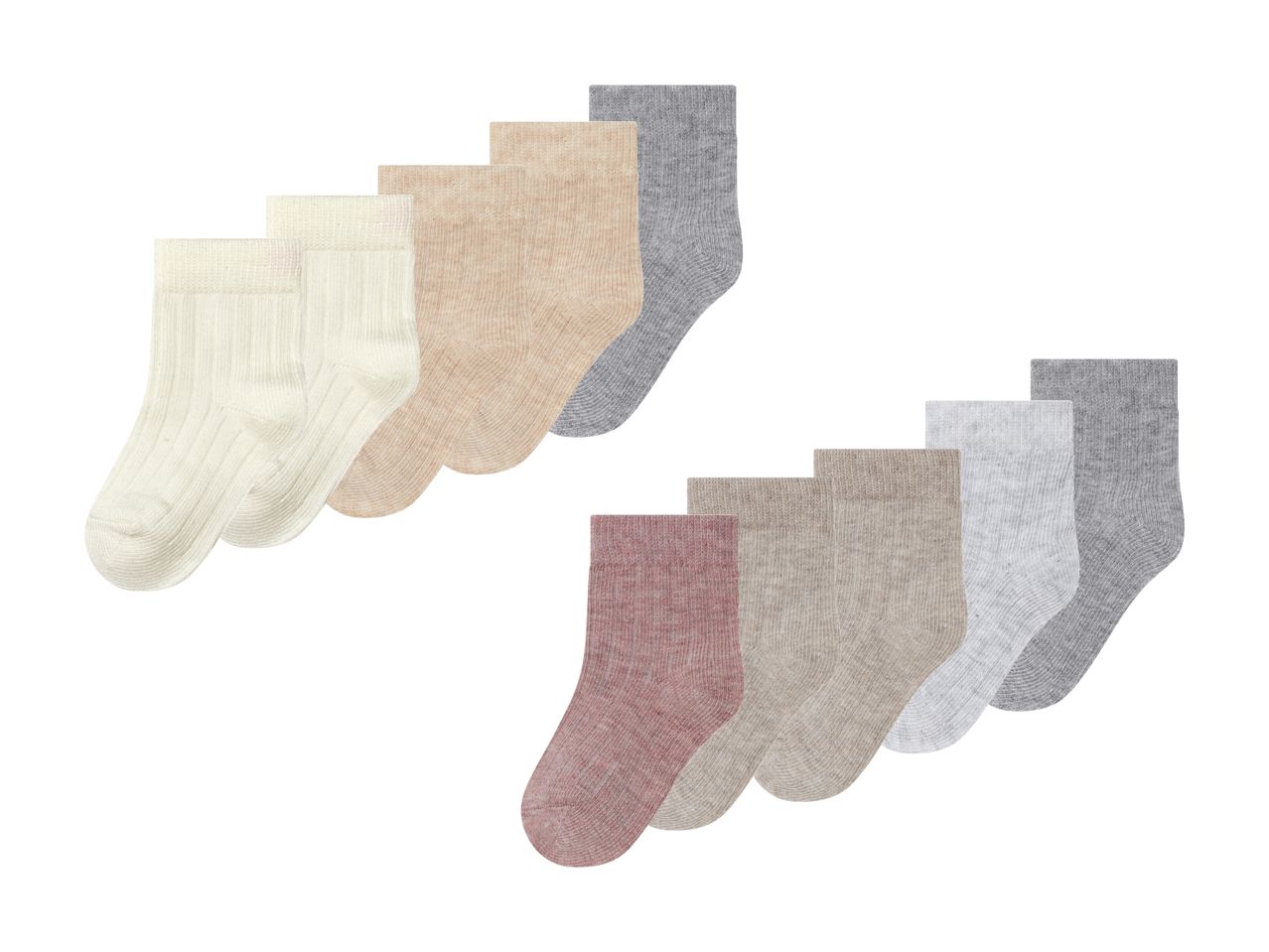 12 Paar kurze Socken in neutralen Farben.