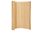 Esteira enrolada de bambu natural, ideal para vedações ou decoração.