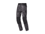 Graue Cargohose mit Camouflage-Muster.
