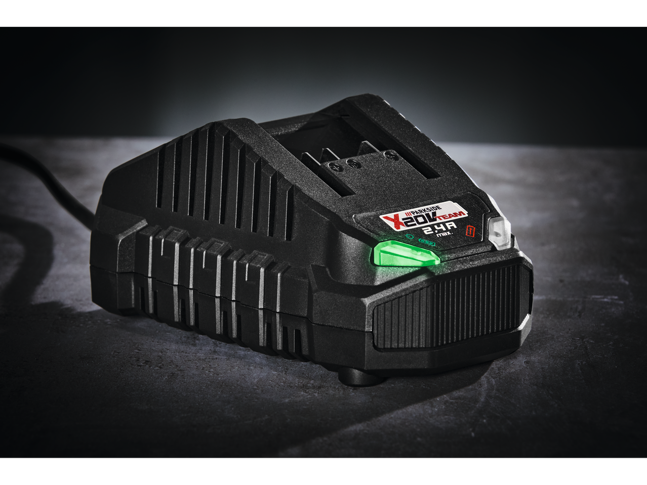 Chargeur 20 V