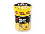 En beholder med Lay's High Protein chips i vaniljesmag.