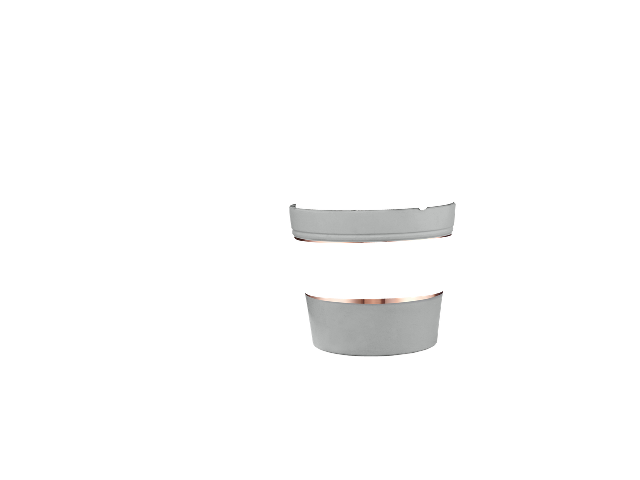 Cana termică gri cu bandă neagră și accente de cupru pe fundal negru.