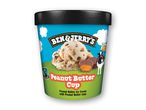 Ben & Jerry's Peanut Butter Cup is med jordnøddesmør og jordnøddesmørkopper.