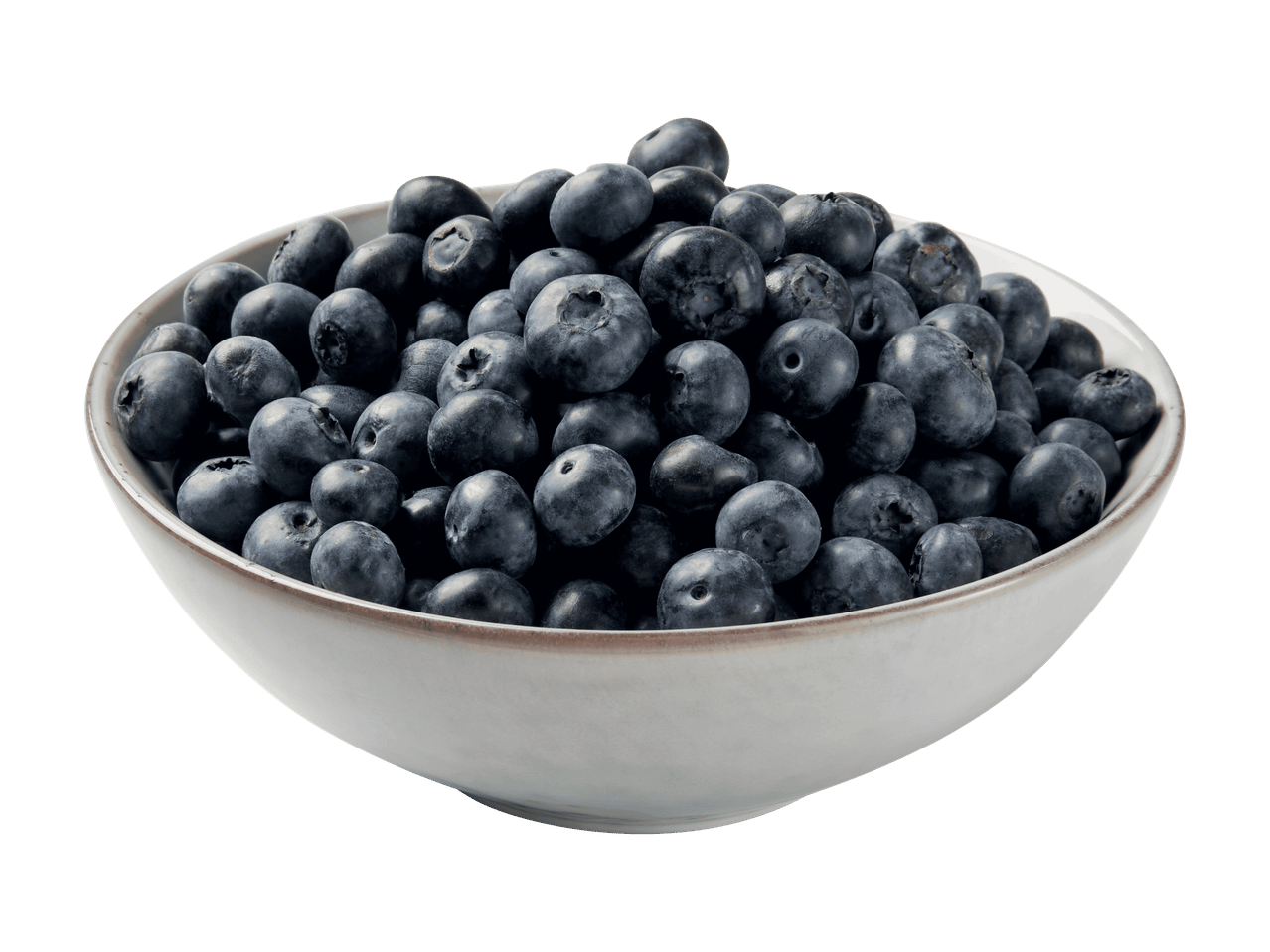 Eine Schale voller frischer, blauer Heidelbeeren auf schwarzem Hintergrund.
