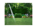 Un duș de grădină Gardena stropeste apă pe o peluză.