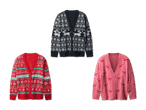 Drei Weihnachtscardigans: dunkelblau mit Rentieren, rot mit „HO HO HO“ und rosa mit Zuckerstangen.