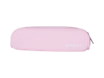 Estojo rosa pastel com fecho de correr e o nome da marca em relevo.
